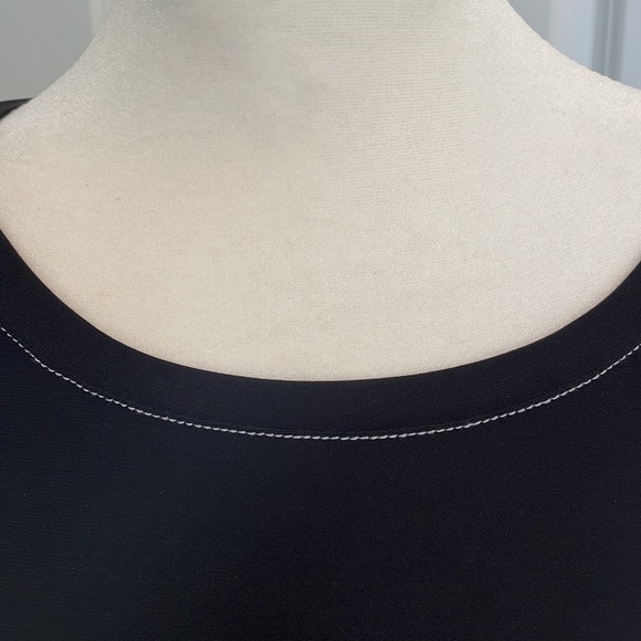 Last Tango black with white stitching bell sleeve top. NWT. Size L - Picture 2 of 5